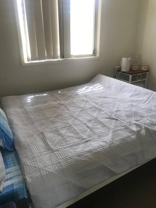 Room With Separate Bath In Shared Homestay Redcliffe Ngoại thất bức ảnh